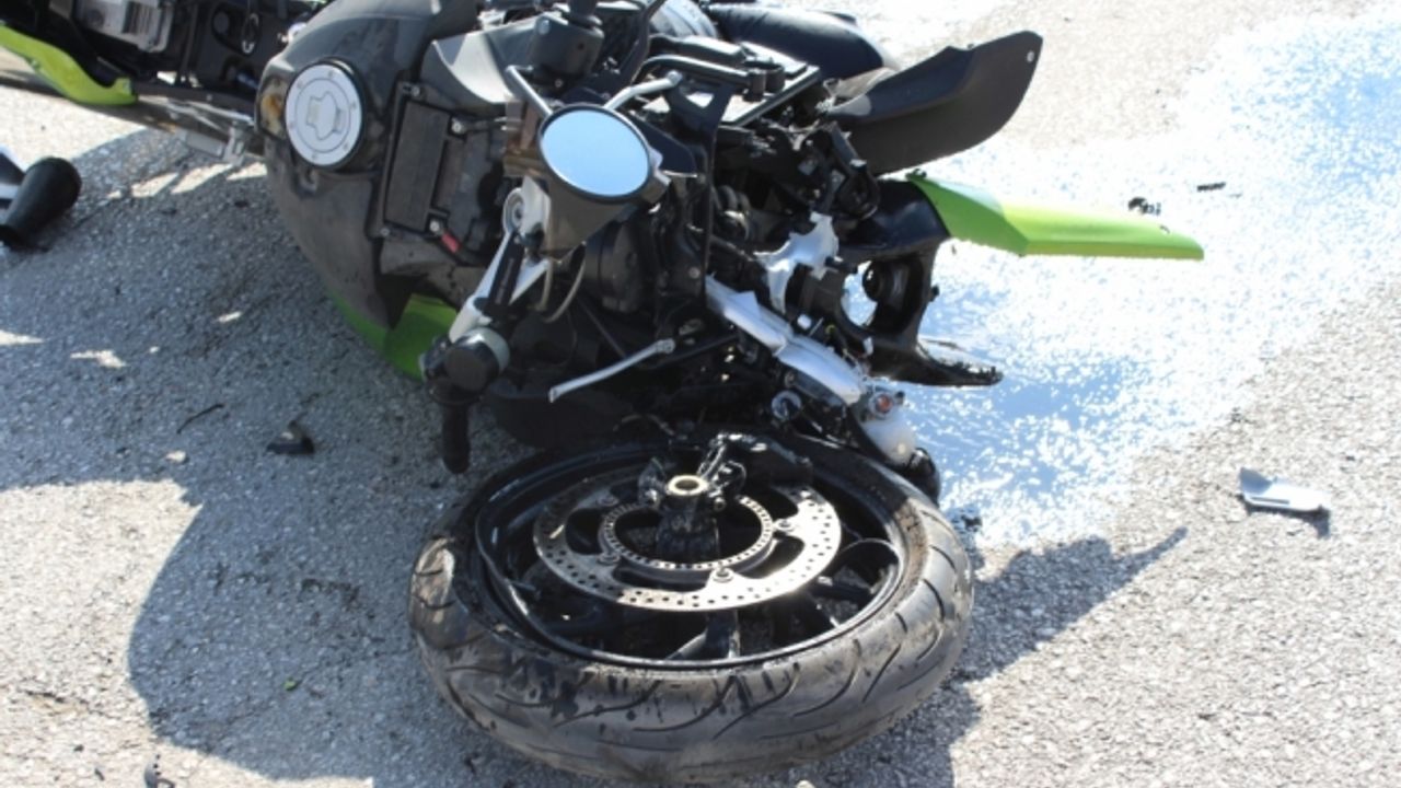 Erzincan'da motosiklet kazası