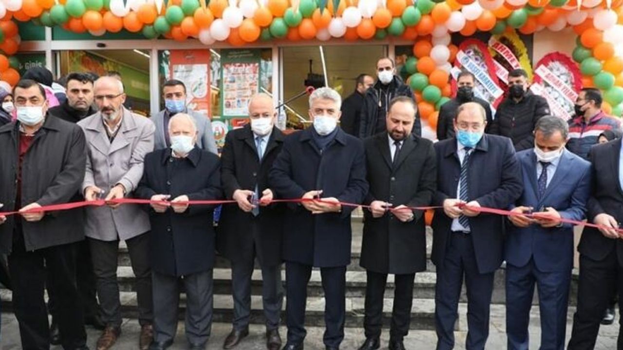 Tarım Kredi Kooperatif Market'in 641'inci şubesi Erzincan'da açıldı