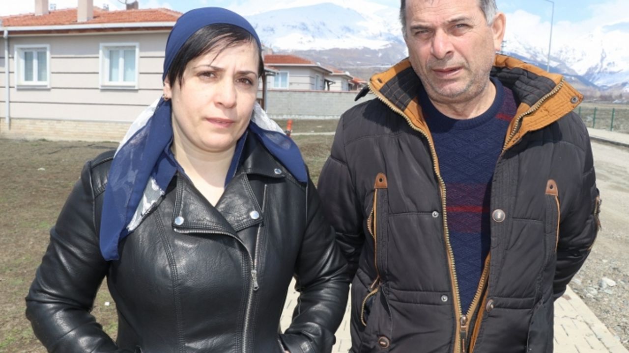 Ahıska Türkleri ailelerini savaşın ortasından çıkaran Türkiye'ye minnettar