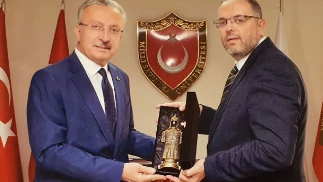 MSÜ Rektörü Prof. Dr. Erhan Afyoncu’ya iade-i ziyaret