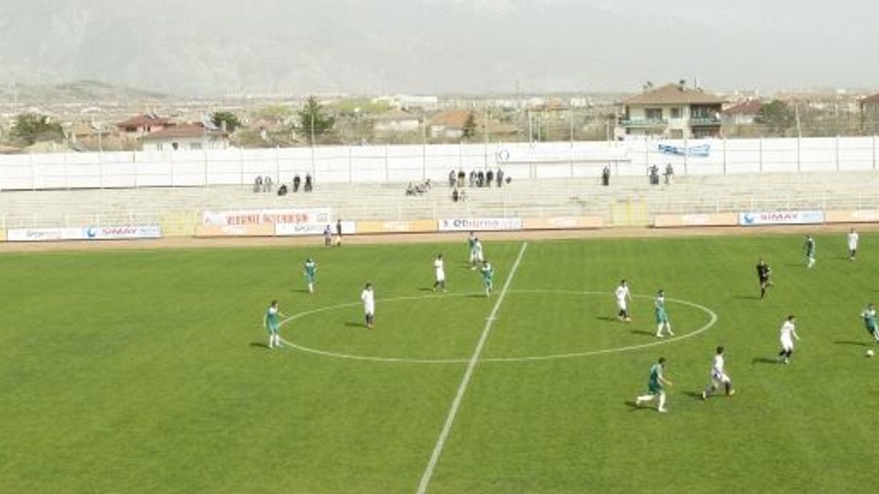 Erzincan Refahiyespor Hacettepe spor’u 2-1 ile yendi 
