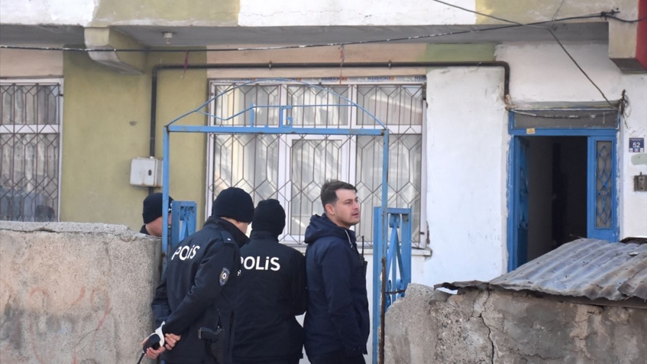 Erzurum'da evinde başından silahla vurulan genç kadın ağır yaralandı