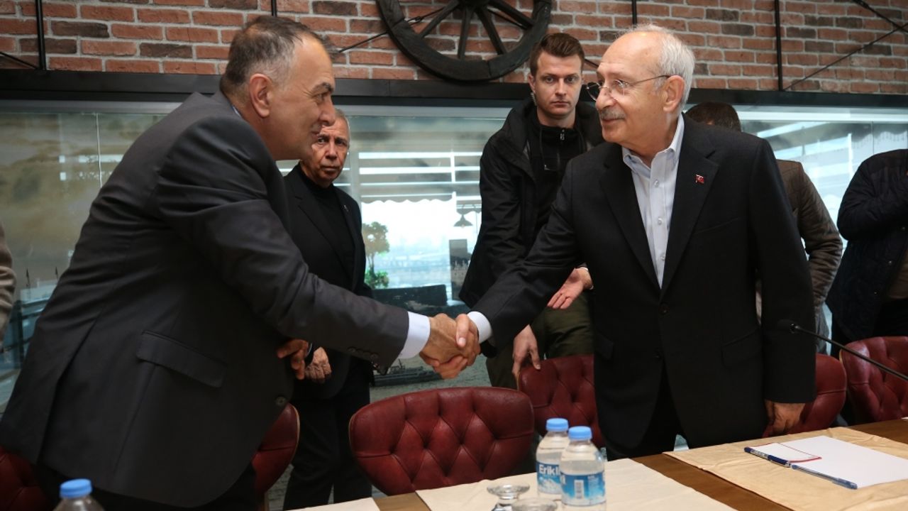 CHP Genel Başkanı Kılıçdaroğlu, depremlerden etkilenen Malatya'da açıklamalarda bulundu: