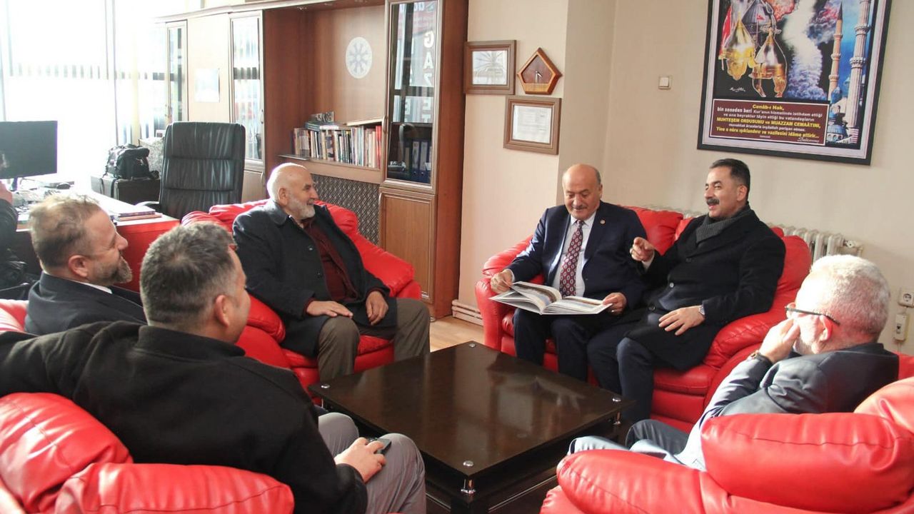 AK Parti adayları Özdemir’i ziyaret etti