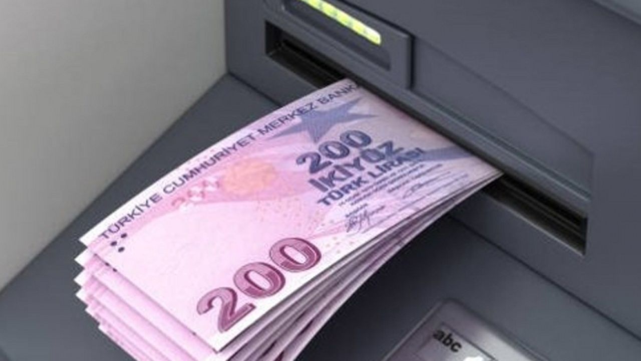 ATM'lerde yeni dönem, para çekme sınırı değişti!