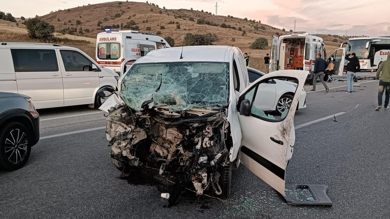 Erzincan’da iki aracın çarpışması sonucu 1 kişi öldü