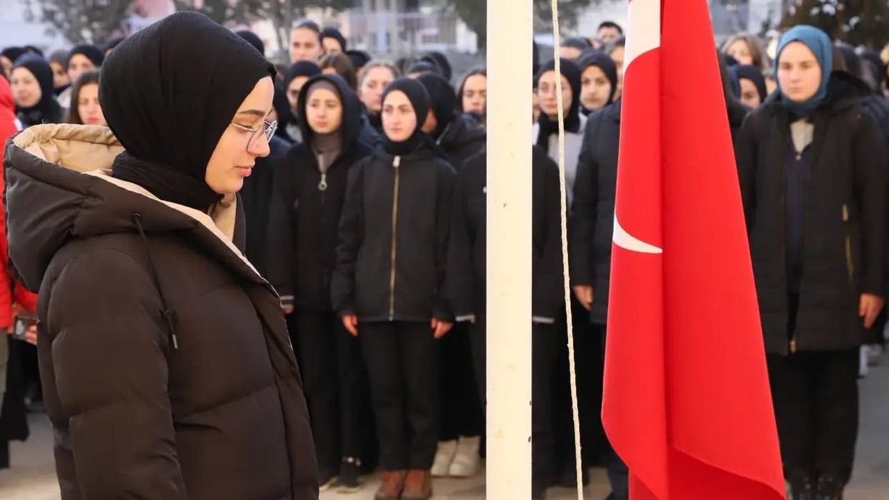 Erzincan’da şehitler için saygı duruşunda bulunuldu