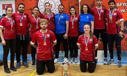 EBYU badminton takımından büyük başarı