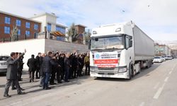 Erzincan Ticaret Ve Sanayi Odası yardım tırı yola çıktı