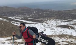 Depremde hayatını kaybeden kadınların anısına Artos Dağı'na tırmandılar