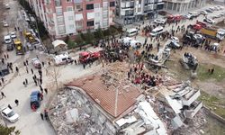 Malatya'ya giden müftülük personeli depremzedeleri yalnız bırakmıyor