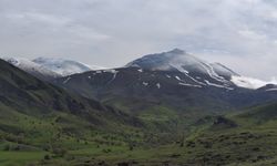Bağır Paşa Dağı’na kar yağdı