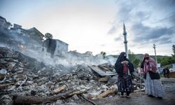 Erzurum'da çıkan yangında 12 ev küle döndü