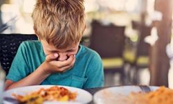 Gıda Zehirlenmeleri Türkiye’de Artışta: Uzmanlar Uyarıyor, “Basit Önlemler Hayat Kurtarır”