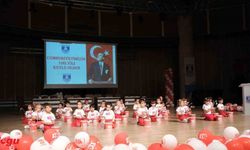 Bodrum’da anaokulu öğrencilerinden 100. yıl gösterisi