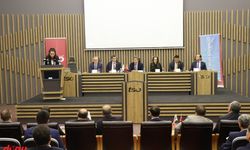 Elazığ'da "Akıllı Şehirler ve Akıllı Belediyecilik Uygulamaları" paneli yapıldı