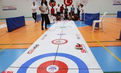 Malatya'da konteyner kentte kalan çocuklar curling etkinliğinde buluştu