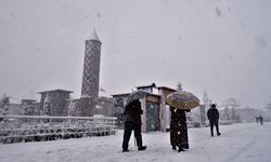 Erzurum'da 3 ilçede olumsuz hava koşulları nedeniyle eğitime 1 gün ara