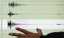 Çanakkale'de 4,6 büyüklüğünde deprem, Tüm Marmara'da hissedildi