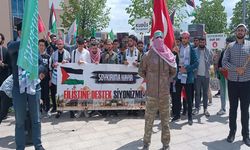 EBYÜ Filistin’e destek için yürüdü