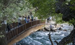 Doğa harikası Munzur Gözeleri'nde turizm hareketliliği başladı