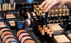 Kozmetik Dünyasında Kadın Tüketiciyi Yönlendiren Görünmez Güçler