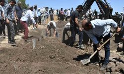 Şanlıurfa’daki kazada vefat eden 5 çocuk Siverek’te yan yana toprağa verildi