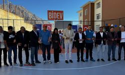 BİDEV'in katkılarıyla Hakkari'de yapılan basketbol sahası açıldı