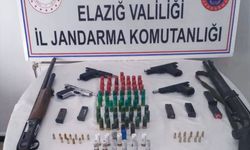 Elazığ'da ruhsatsız silah operasyonunda 2 şüpheli gözaltına alındı