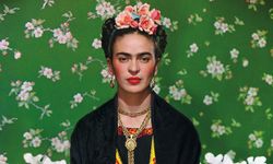 Frida Kahlo kimdir ? Geçirdiği kazayla dünyaca ünlü bir ressama dönüşen Frida ve acı dolu hayatı