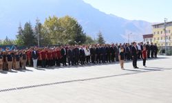 Hakkari'de İlköğretim Haftası kutlandı