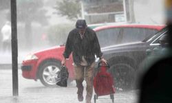 Bayram Alışverişine Yağmur Engeli: Arifeye Kadar Sürecek