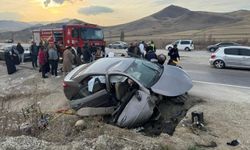 Erzurum'da su kanalına çarpan otomobildeki 3 kişi öldü, 2 kişi yaralandı