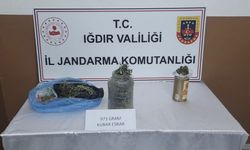 Iğdır'da Uyuşturucu Ticareti Operasyonu: 973 Gram Kubar Esrar Ele Geçirildi