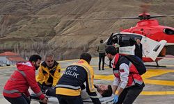 Van Bahçesaray'da acil apandisit vakası: Ambulans helikopterle hastaneye ulaştırıldı