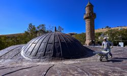 Van'daki tarihi İzzeddin Şir Camii ve Medresesi restore ediliyor