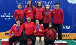 Erzincan'lı  badmintonculardan  madalya yağmuru