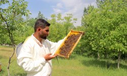 Hemofili Hastası Fatih’in Azmiyle Tatlanan Başarı: 91 Kovandan 2 Ton Bala Uzanan Yolculuk