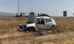 Erzincan'da Takla Atan Otomobilde 1 Kişi Yaralandı (VİDEO)