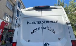 "Arabasının Arkasına Yazdı, Vicdanlara Seslendi: 'Bu Zulme Sessiz Kalmayın” (VİDEO HABER)