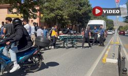 Ordu Caddesi’nde Motosiklet Yayaya Çarptı: 1 Yaralı (VİDEO)