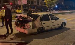 Erzincan’da Trafik Kazası: İki Otomobil Çarpıştı, 1 Kişi Yaralandı (VİDEO)