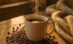 Mide Dostu Kahve Tercihleri: Enerji Verirken Rahatsız Etmeyen Seçenekler