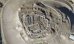 Erzincan’da Urartu İzleri: Altıntepe Kalesi Dron ile Görüntülendi (VİDEO)