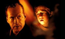 Gerilim ve Şaşkınlık Garantili: İzleyiciyi Sonuna Kadar Ekrana Kilitleyen Sürpriz Sonlu Filmler