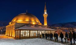 Üç Ayların Müjdecisi Geliyor: Regaip Kandili Ne Zaman?