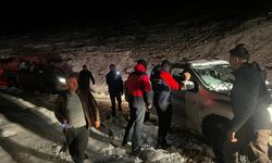 Erzincan’da Kar Fırtınasında 4 Kişi Mahsur Kaldı