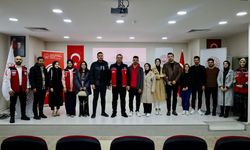 Erzincan’da Evlilik Yolundaki Genç Çiftlere Destek Tebriği