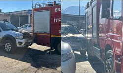 Erzincan’da Adliye Önünde Kaza: İtfaiye Aracıyla Hafif Ticari Araç Çarpıştı