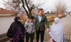 Sümeyra ve Ahmet Umre Yolcusu